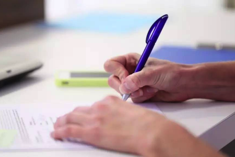 如果有什么比天空更美丽，那一定是生的希望！